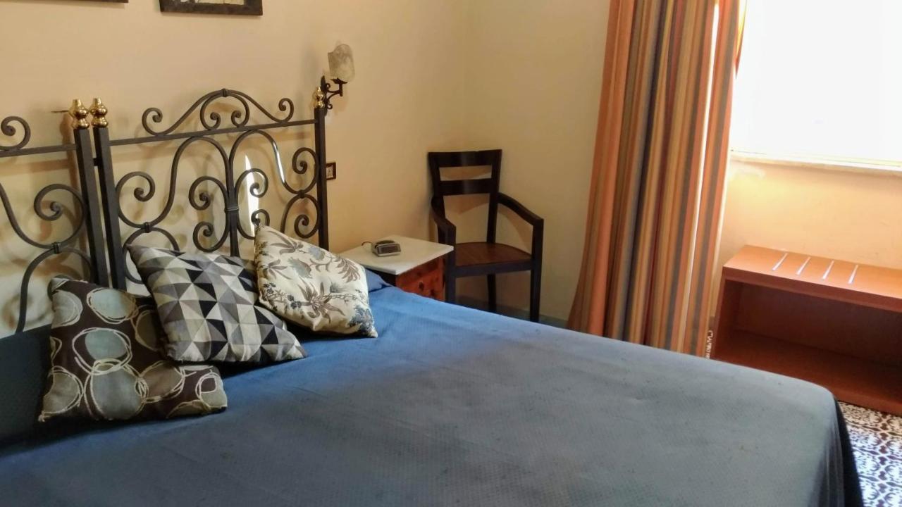 Nicolas Inn Roma Eksteriør bilde